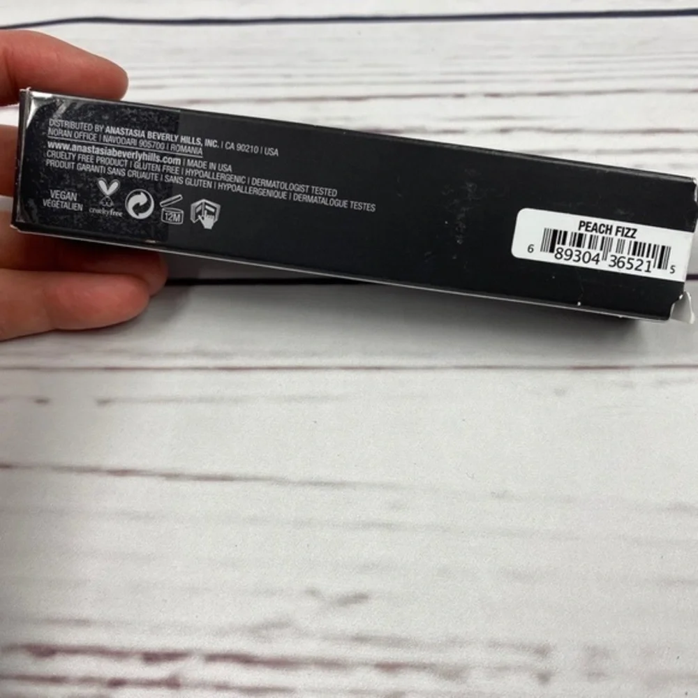 Anastasia Beverly Hills Liquid Glow Highlighter‎